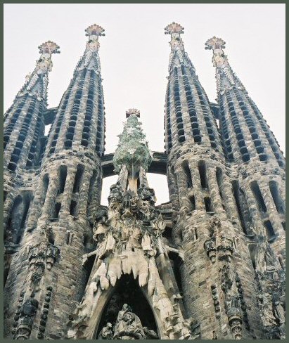 Gaudi Towers.jpg - 73540 Bytes